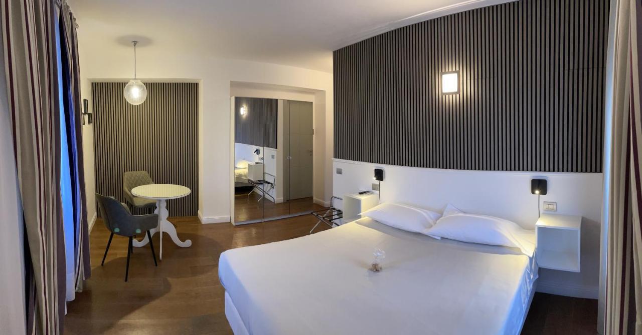 Hotel Il Vecchio Borgo Relais Como Exteriér fotografie